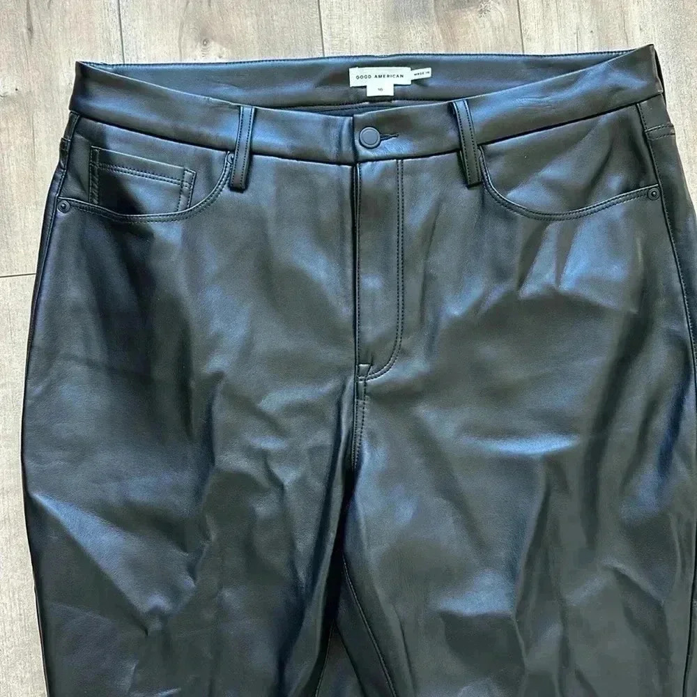 Good American Better Than Leather Pants Faux Leather Black Straight Leg Sz 16 - Picture 7 of 12